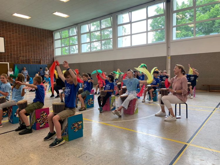  Wir Machen Den Abflug Verabschiedung Der Klassen 4 Grundschule 